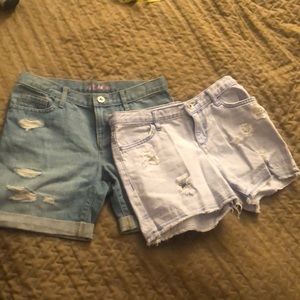 Children’s place light wash And I blue jean shorts